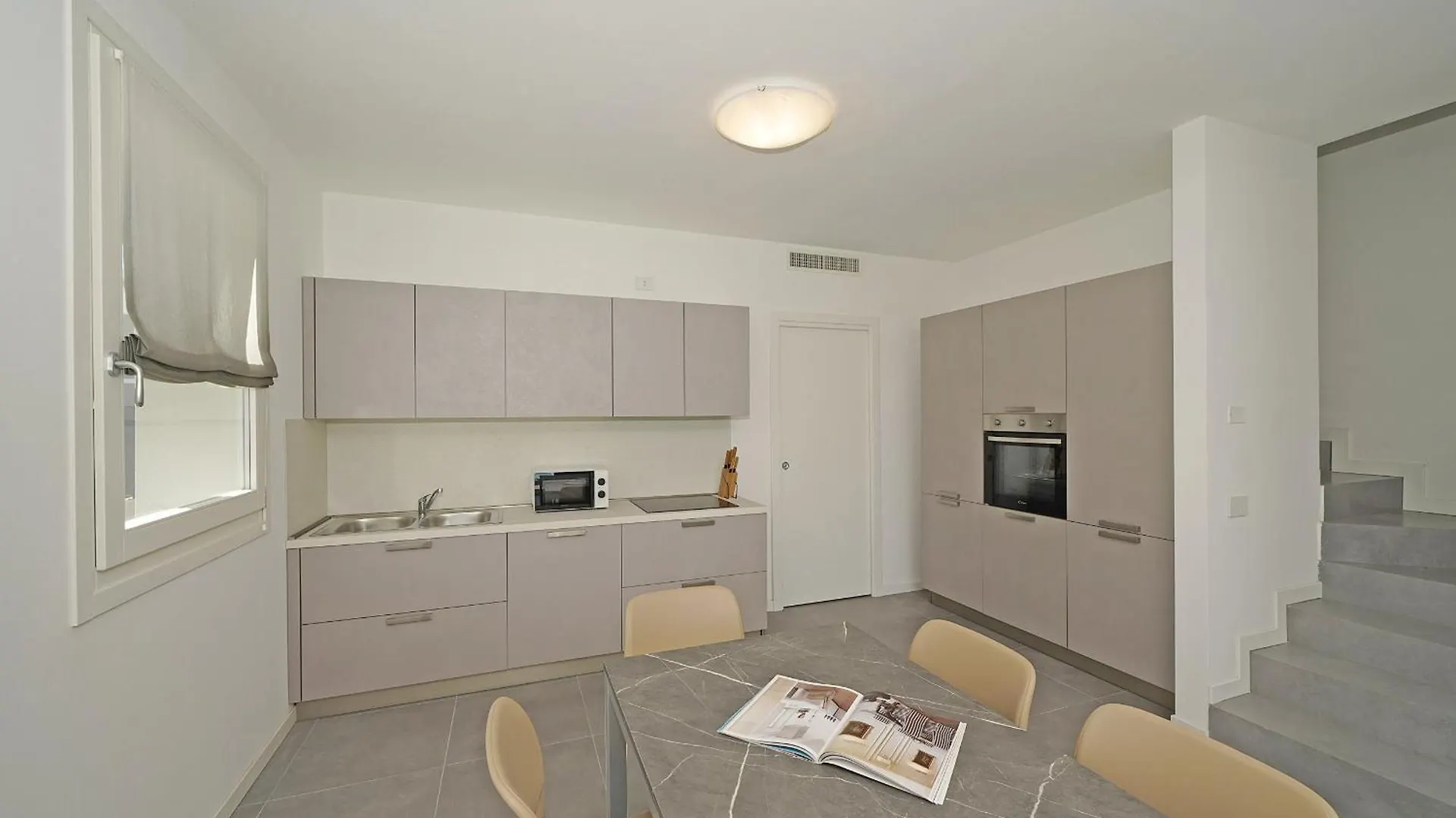 Villa Prestige Сирмионе